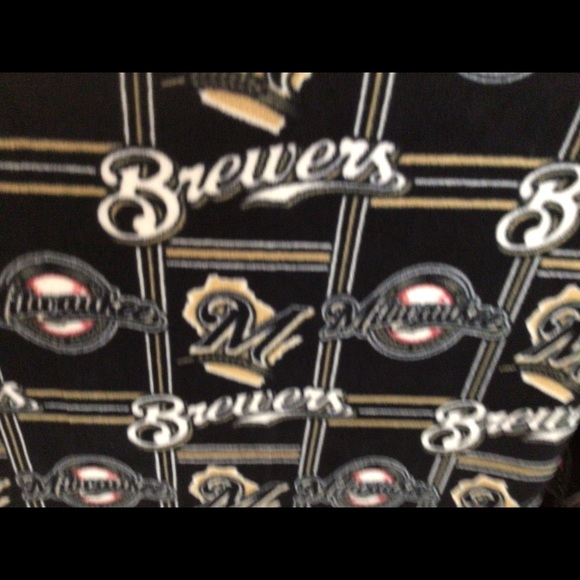 Milwaukee Brewers decorative fringed throw - Picture 2 of 4